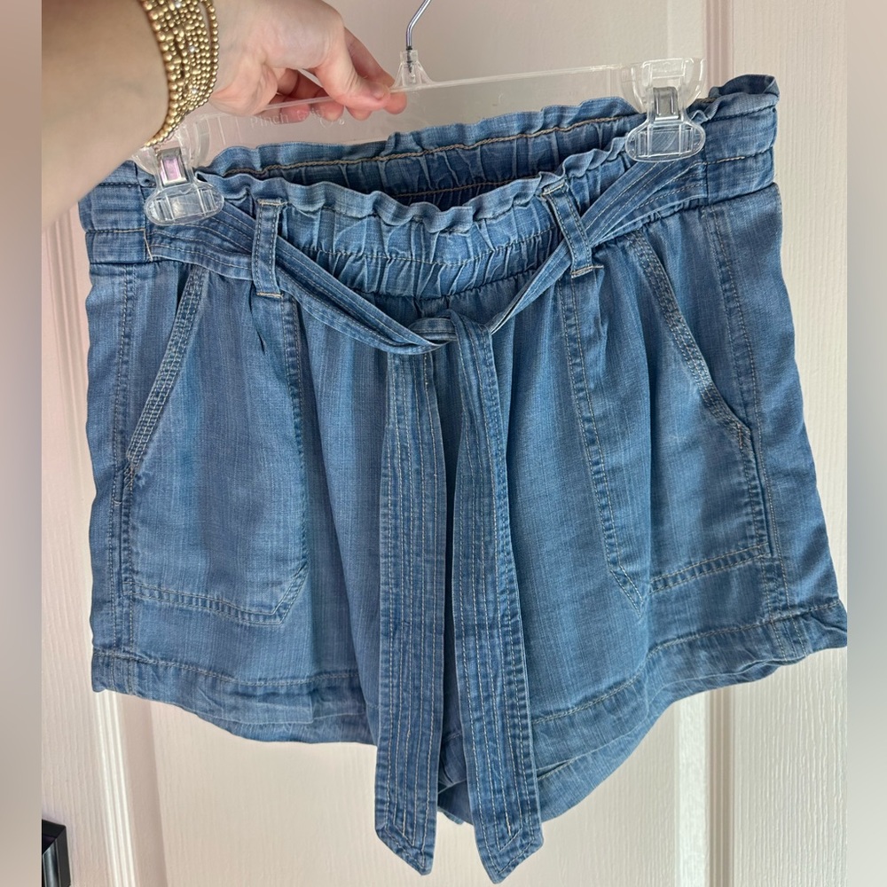 Jolt jean shorts